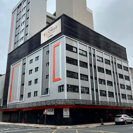 Hotel Roochelle Convention By Nobile Curitiba Esterno foto