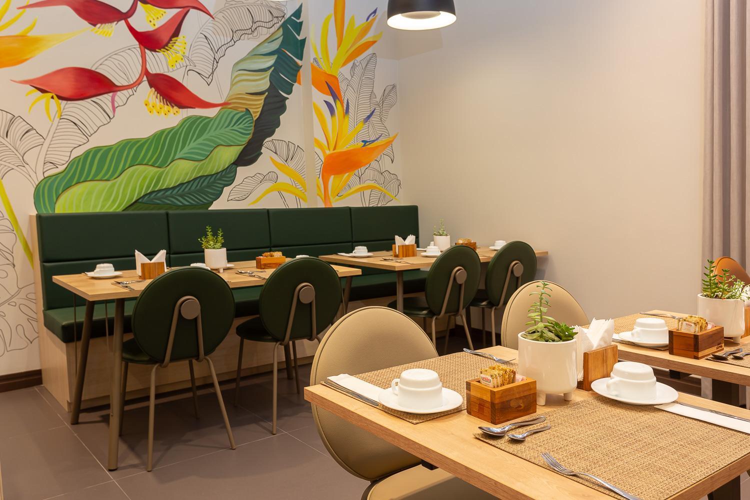 Hotel Roochelle Convention By Nobile Curitiba Esterno foto
